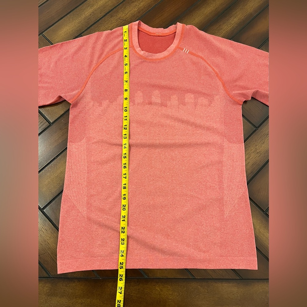 Men’s Lululemon Metal Vent Short Sleeve Shirt